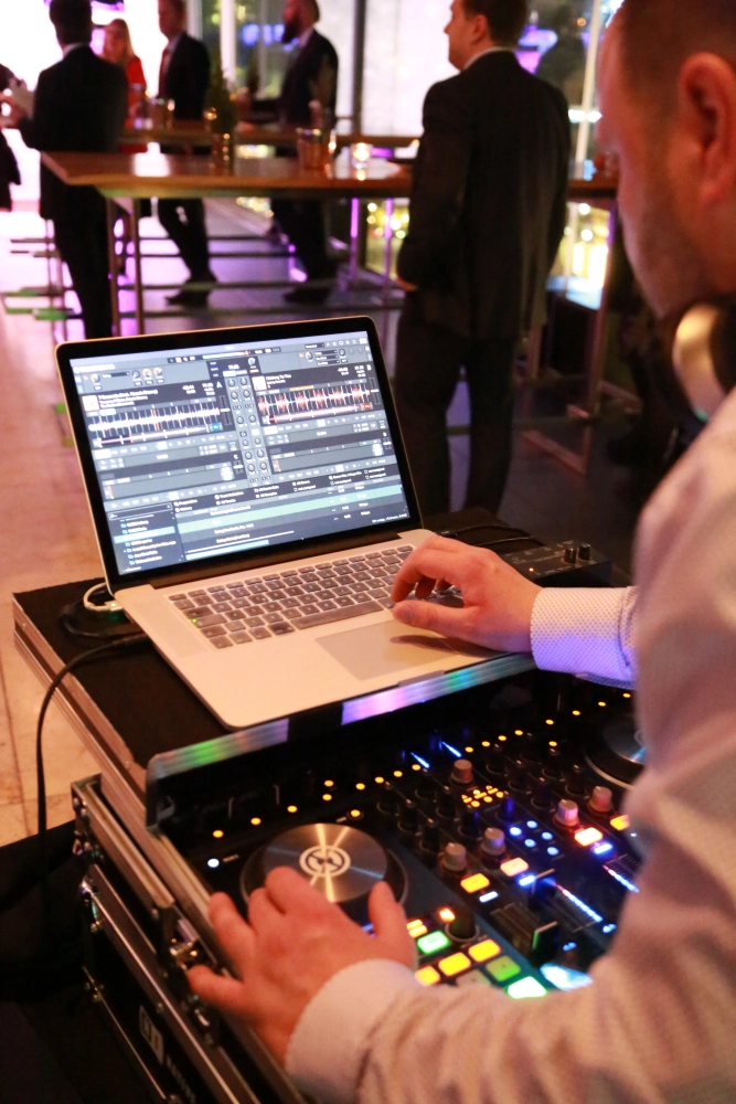 PT Motion auf einer Party