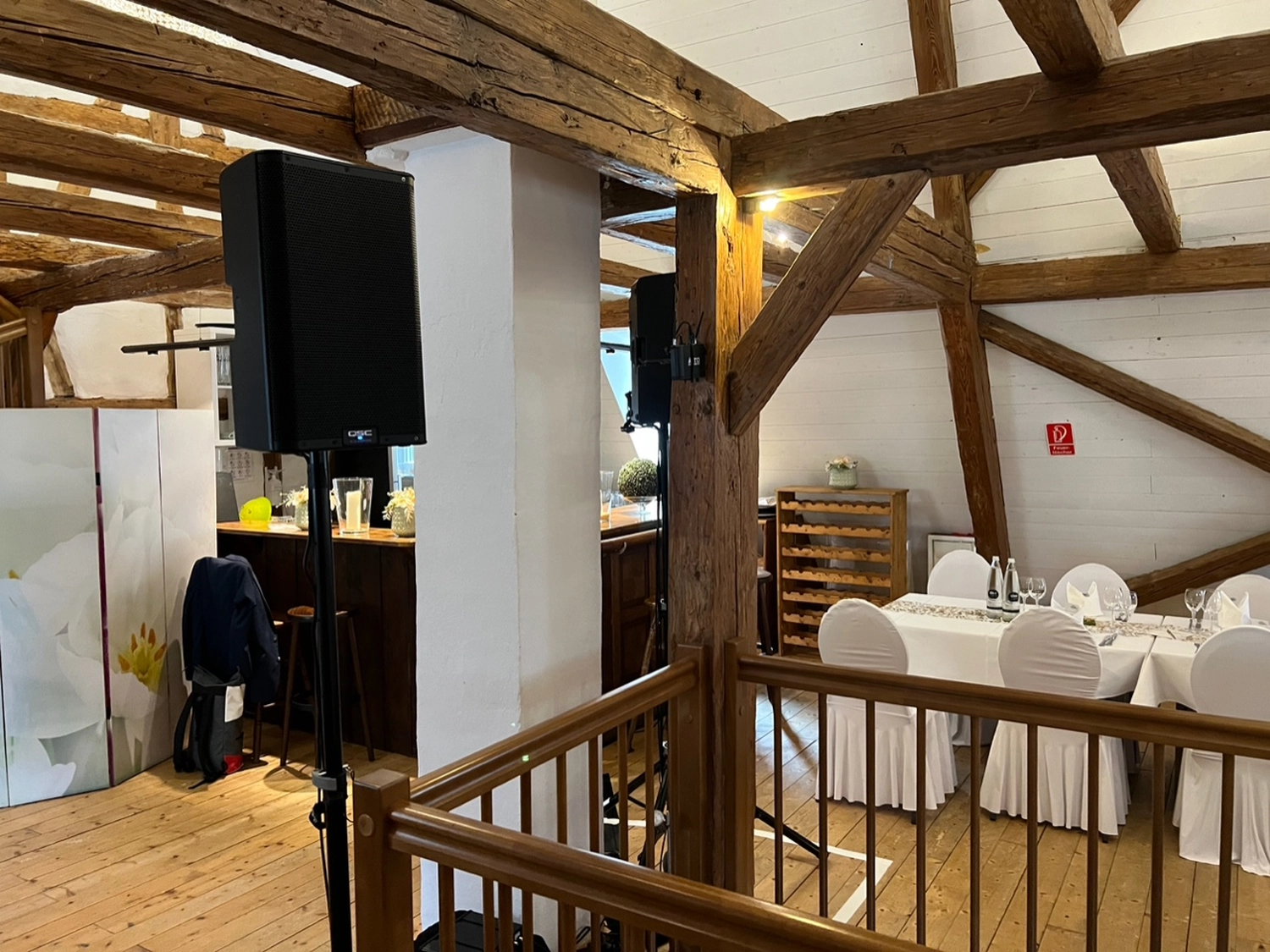 Musik-DJ-Setup von PT Motion